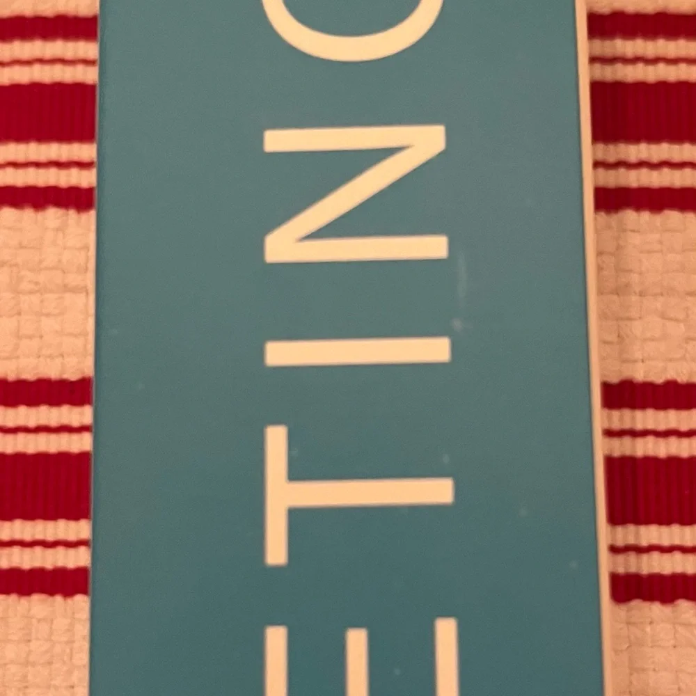 Retinol Eye Serum - White - Picture 2 of 5